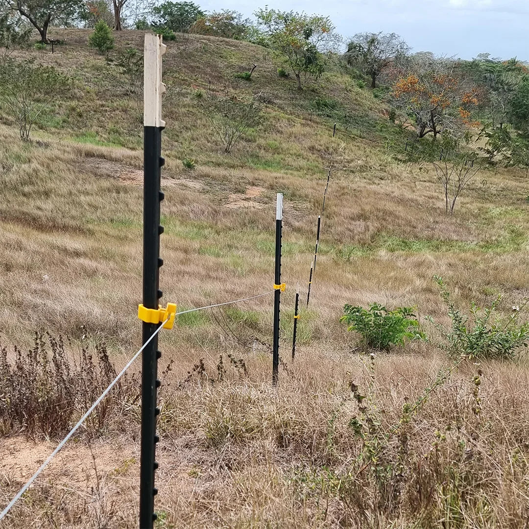 Poste de Acero Ligero Agrofácil 1.48m x 50unds