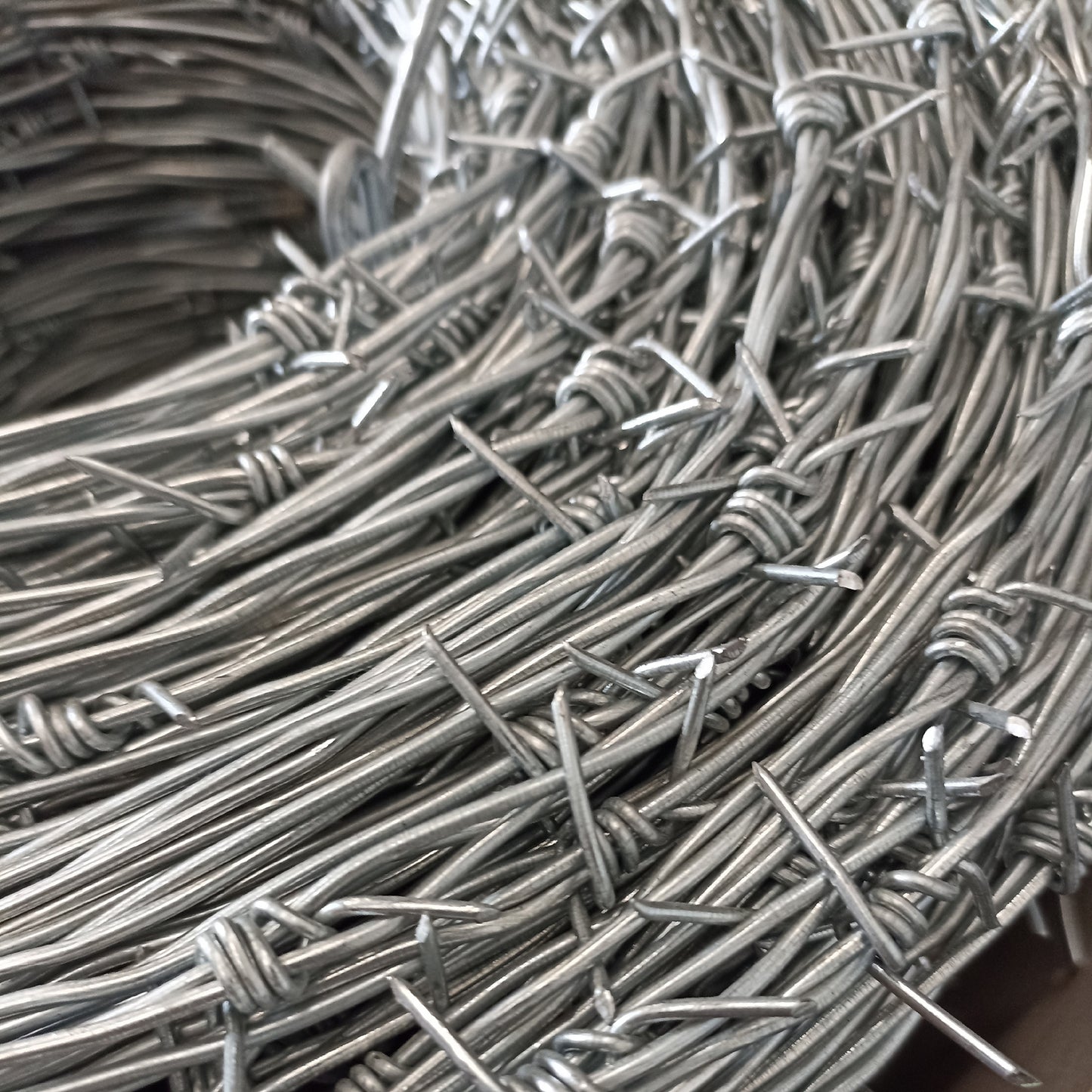 Alambre de Púas C14,5 x 500m TRAGALEGUAS